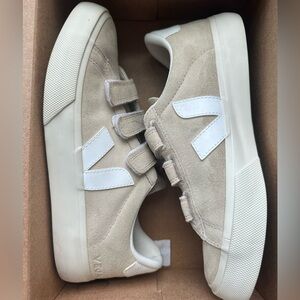 Veja Velcro Sneaker